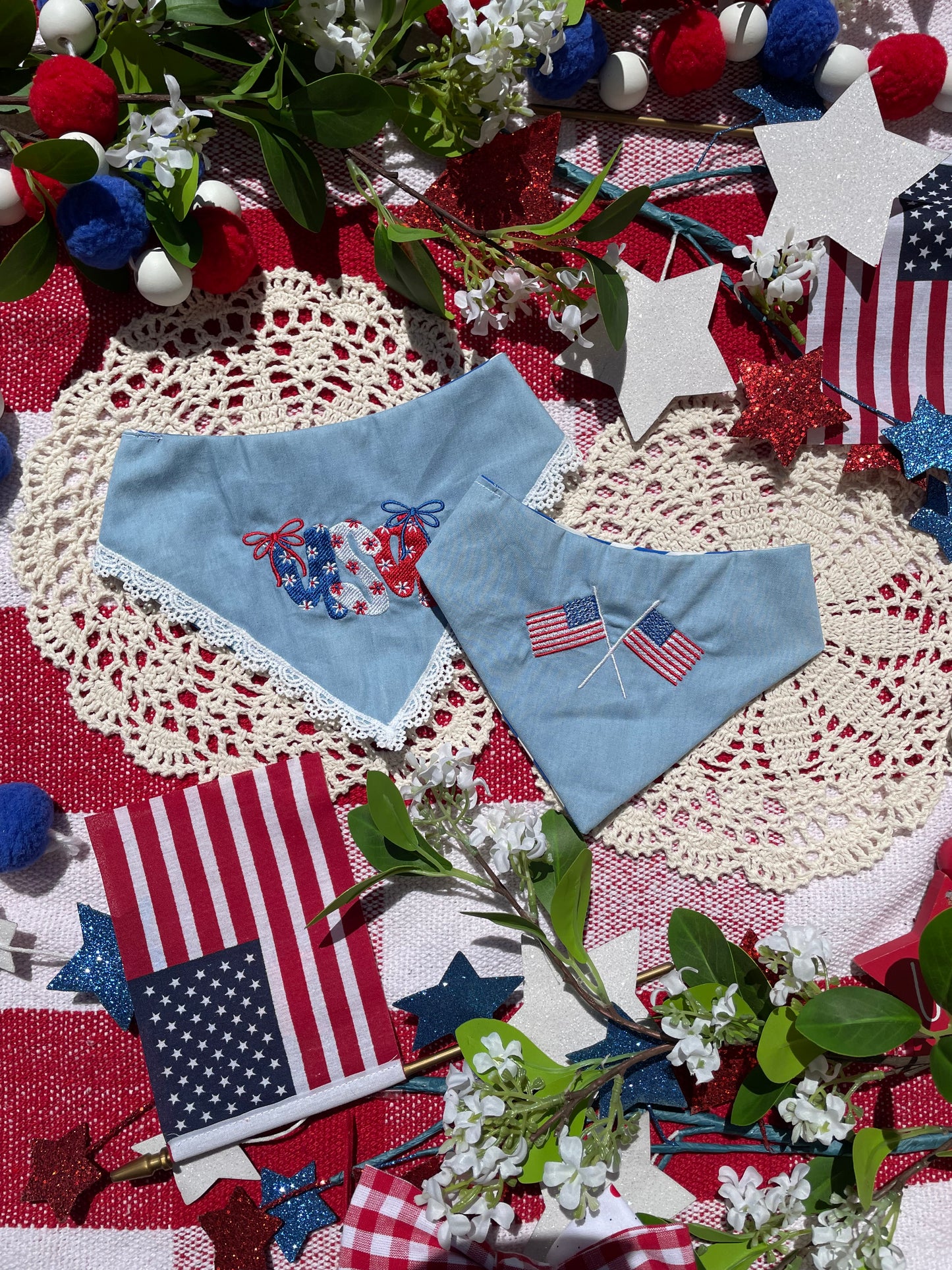 Reversible bandanas