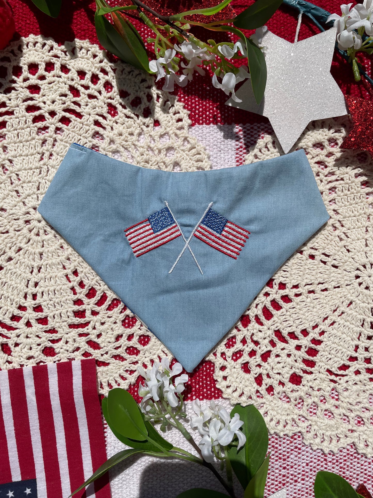Reversible bandanas